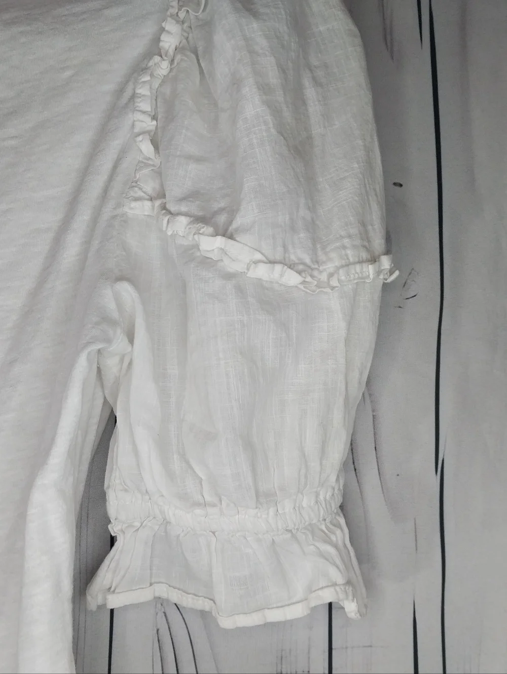 Anthropologie White Ruched V-Neck Puff Sleeve Peasant Boho 100% Cotton Top